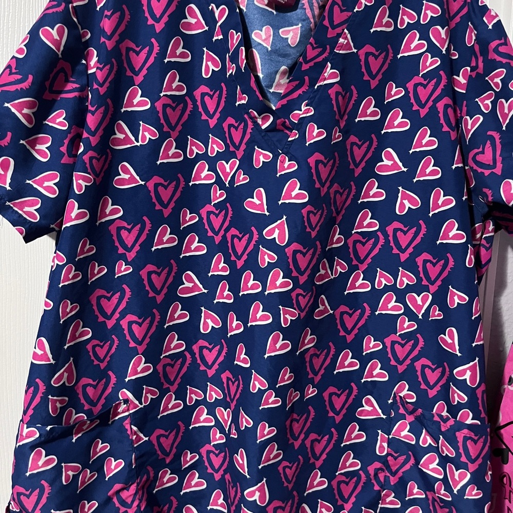 Heart Patterned Scrub Tops - Pink, Blue, set of 3 - Picture 10 of 14